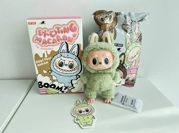 Labubu Doll is the viral toy of 2025, this is a image of labubu doll with blind box