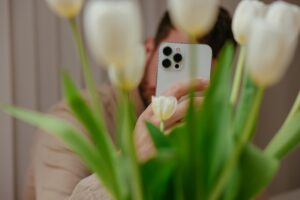 happening to the white iphone 17 pro