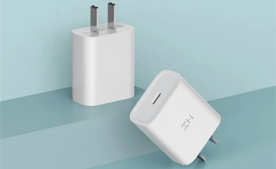 XIAOMI LAUNCHES 20W FAST CHARGER COMPATIBLE WITH IPHONE 12