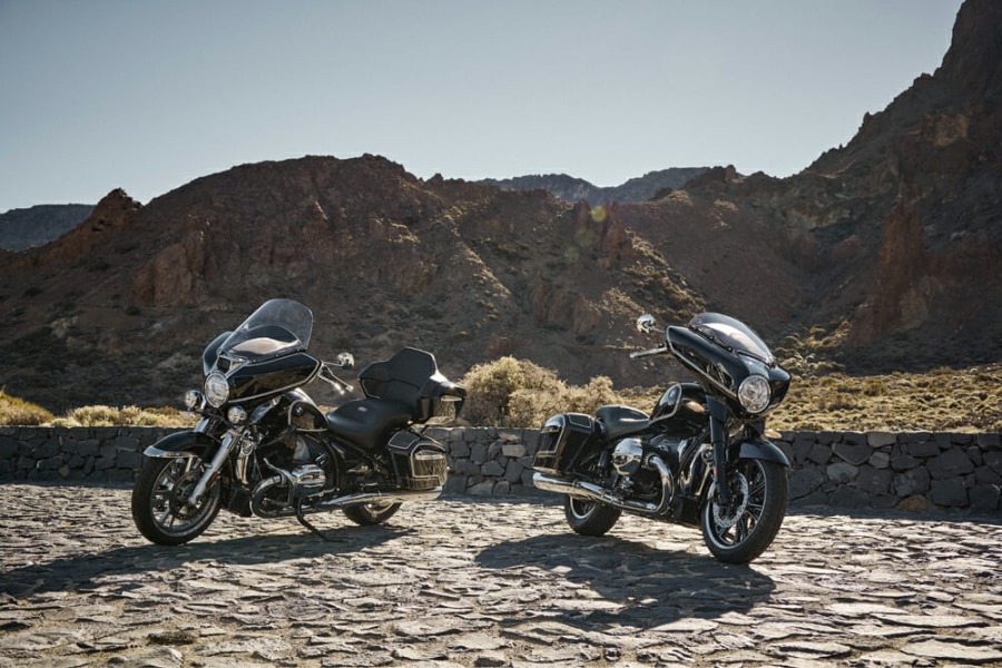 two BMW R 18 Transcontinental