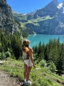 why traveling alone can change your perspective