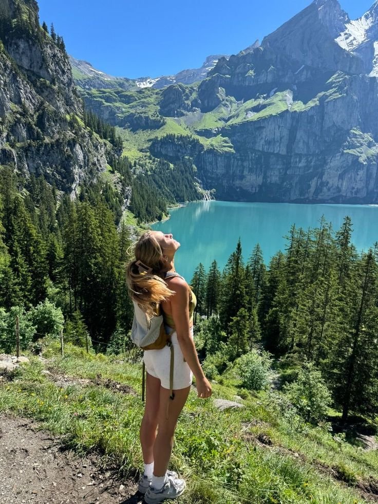 why traveling alone can change your perspective